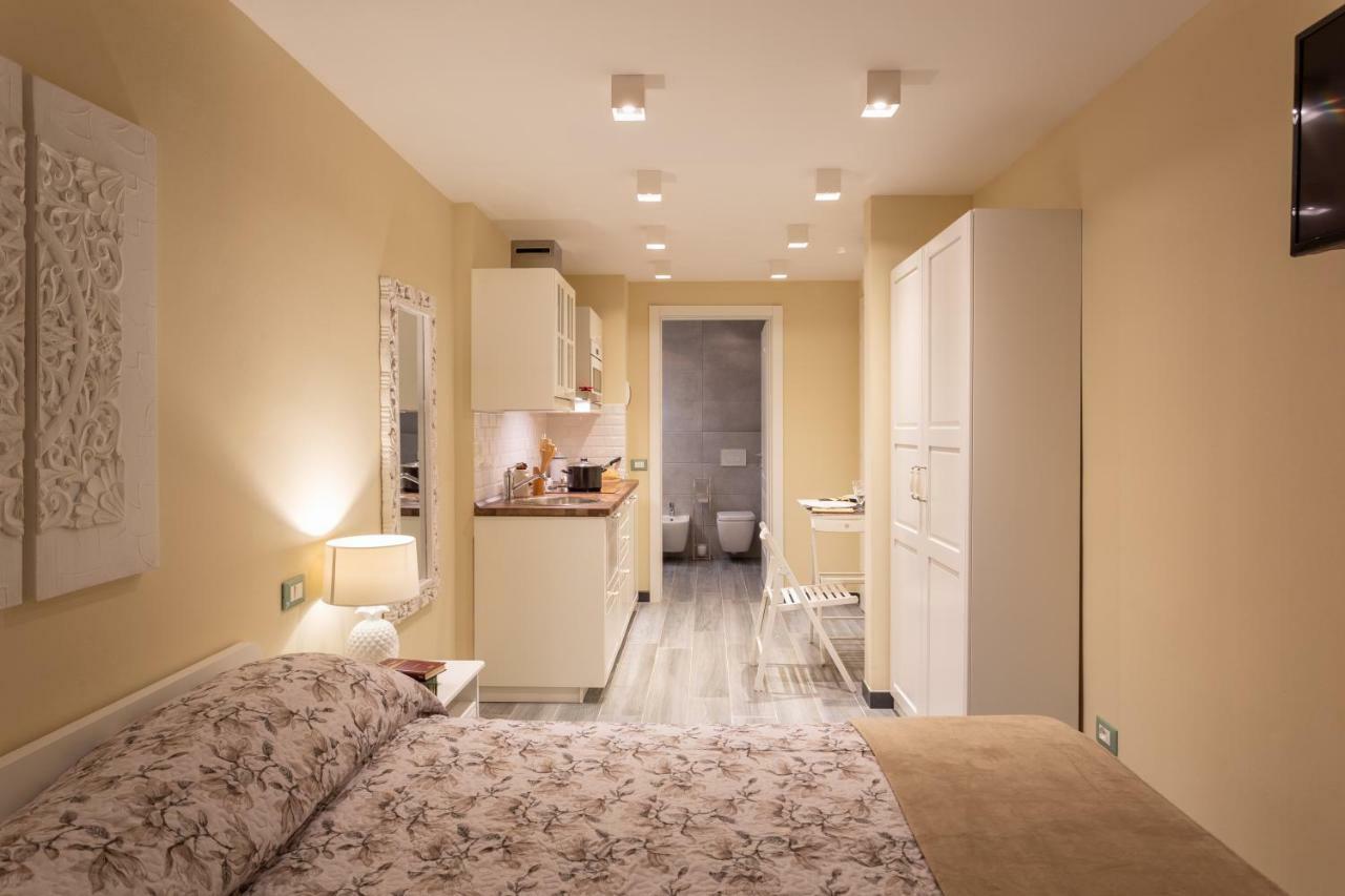 Le Stanze Di Carla! Con Cucina E Bagno Privato Hotel ฟลอเรนซ์ ภายนอก รูปภาพ